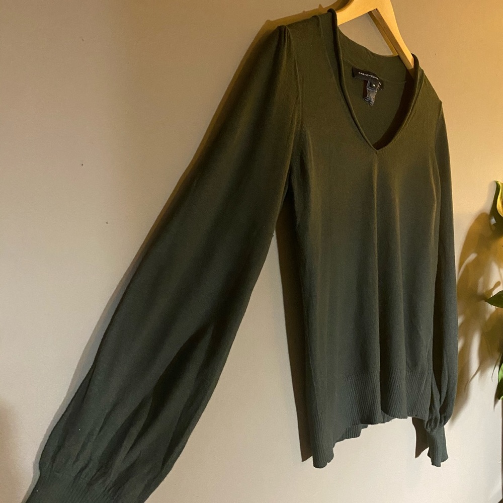 French Connection hunter green puff sleeve - M